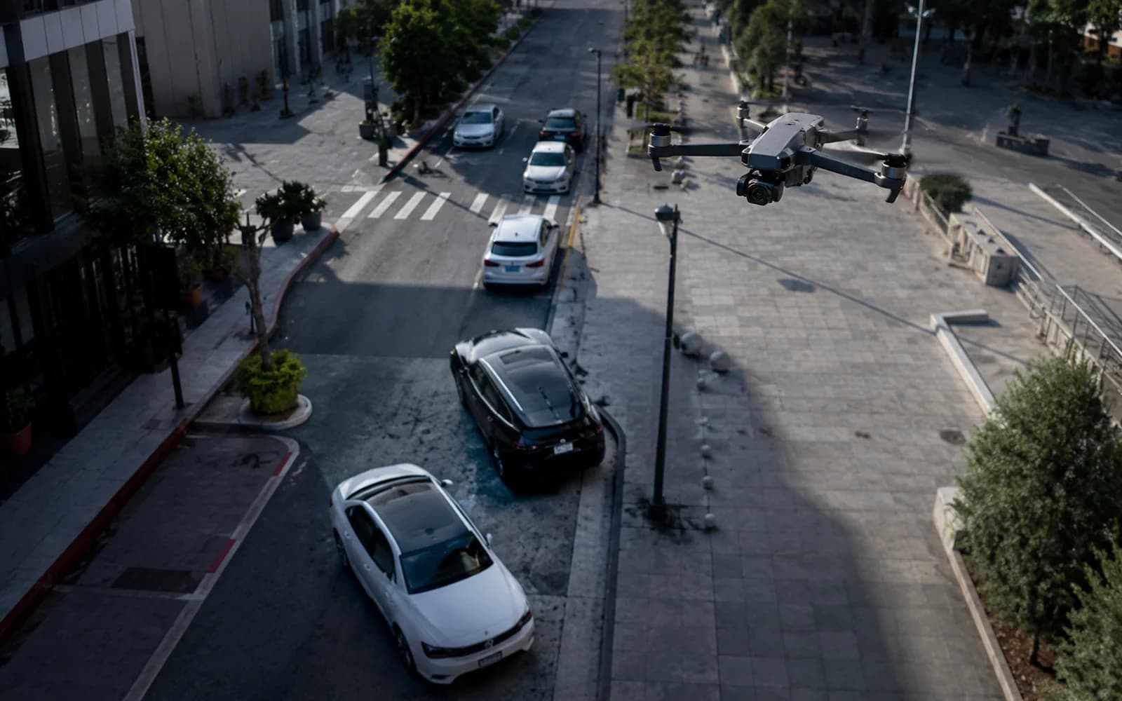 Vehículos mal estacionados